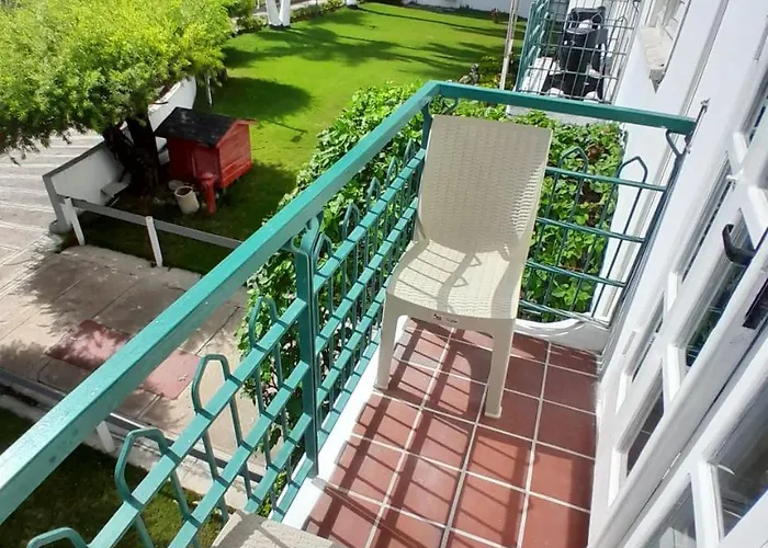 21 Apartahotel